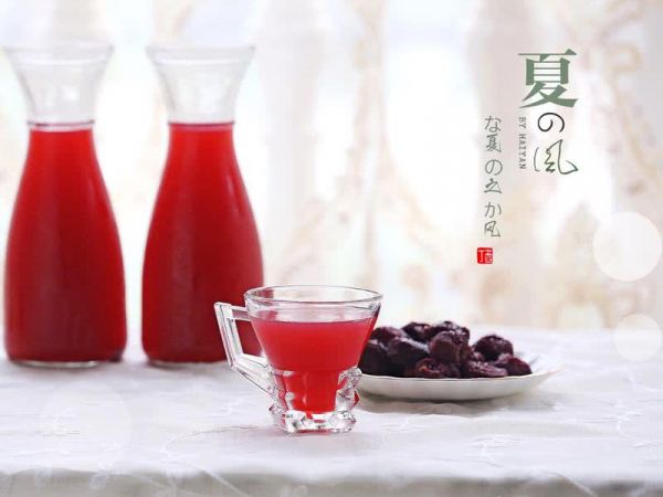 杨梅汁和杨梅果干