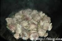 板栗烧鸡做法【图解】