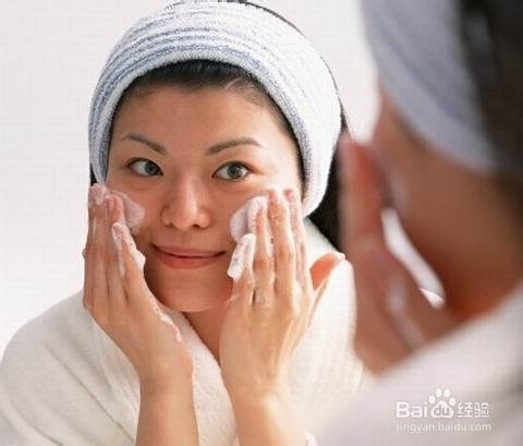 香蕉+蜂蜜保湿滋润面膜DIY