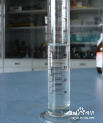 如何使用量筒