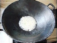 养生食补炝拌粉丝紫甘蓝的做法