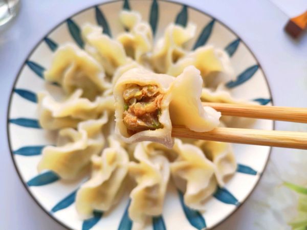 包菜香菇大肉馅饺子
