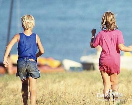 教育孩子懂礼貌,有哪些行为是不对的?