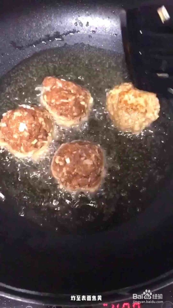 连汤汁都不放过的红烧狮子头