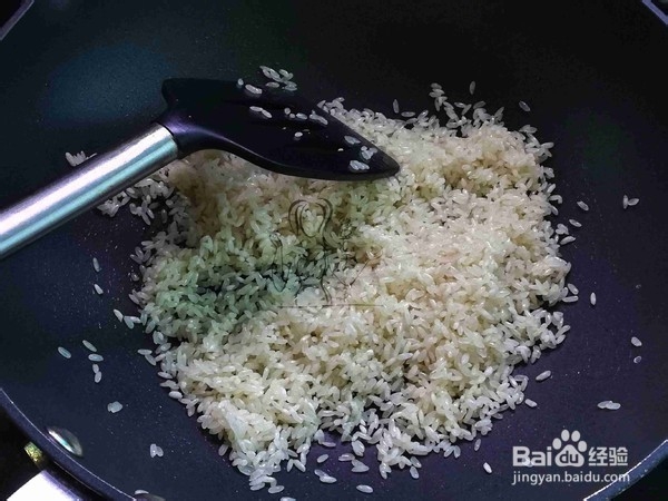 腊肉土豆焖饭的做法