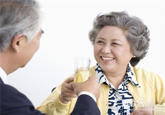 冬天来了，老年人如何预防感冒