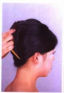 【母亲节】——最简捷的盘发献给母亲