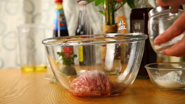 今天就吃这道京酱肉丝