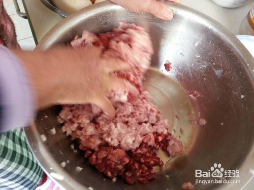 姥娘教你做家常菜：[2]好吃肉丸子的家常做法
