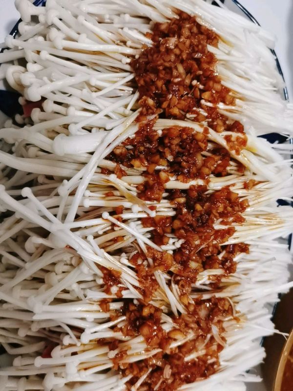 蒜蓉粉丝蒸金针菇