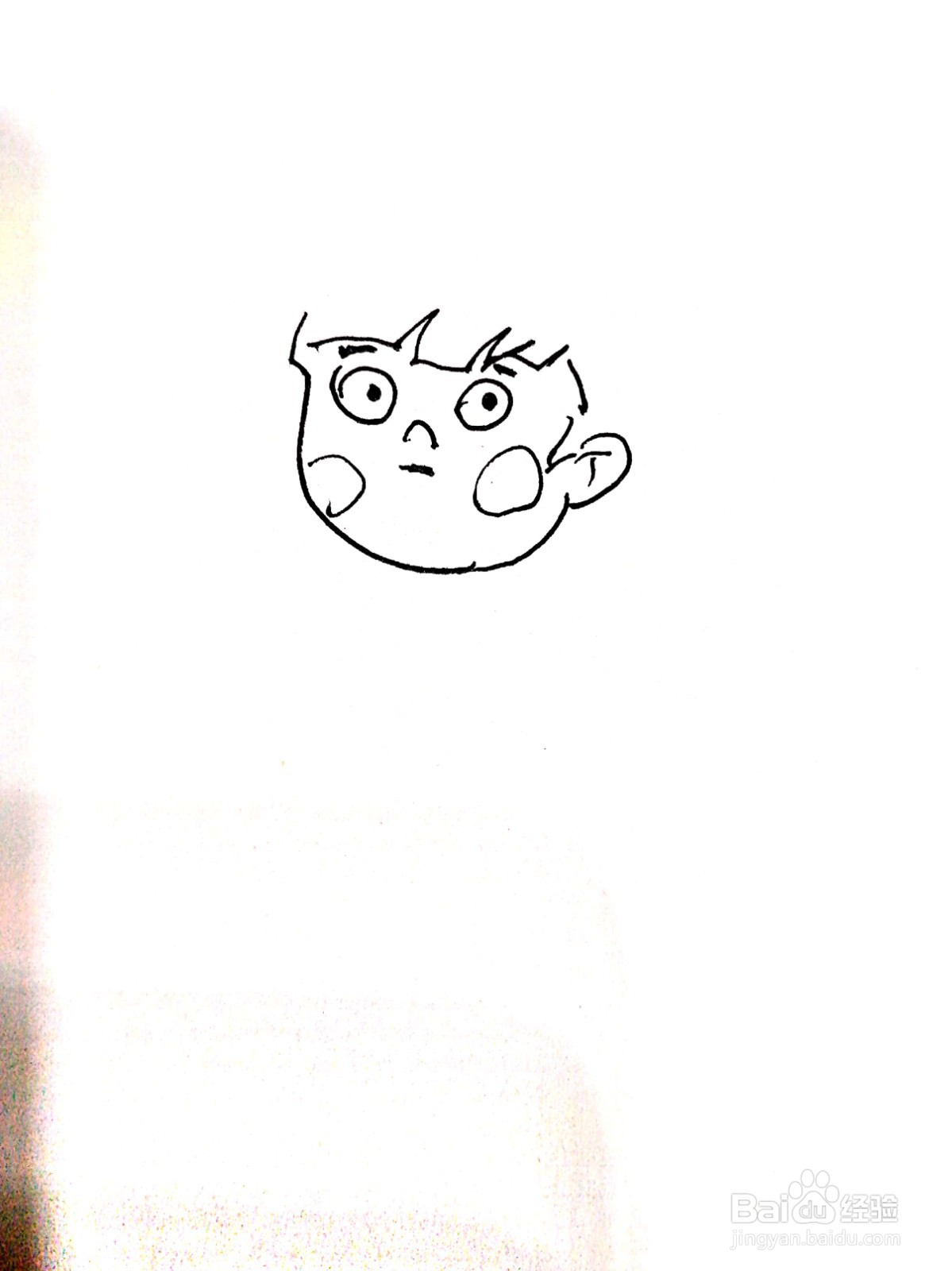 戴着鸭舌帽的漂亮女孩线描画怎么画