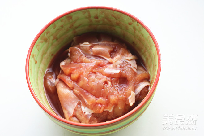 叉烧鸡腿堡的做法