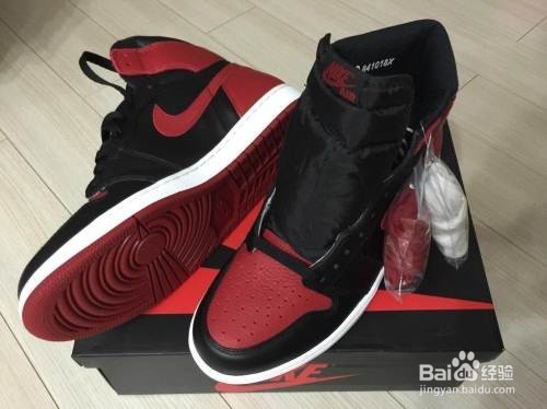 aj1禁穿真假鉴定方法