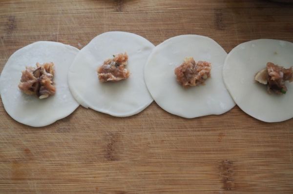 猪肉香菇馅饺子