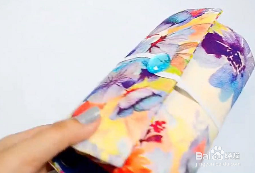 生活小妙招,喝完的奶盒的做成餐具收纳盒很实用