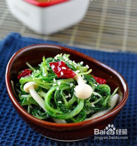 萝卜苗拌菇的做法