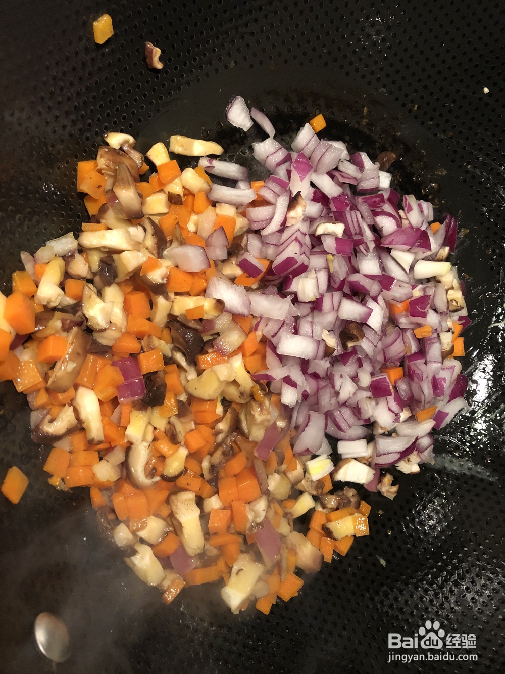 百吃不厌的辣白菜炒饭