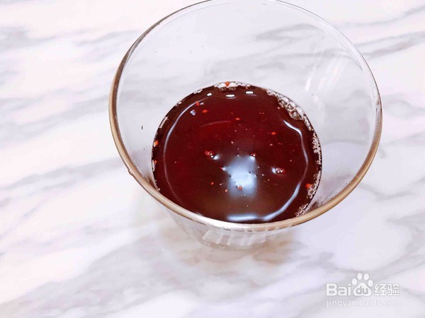 莓果蜂蜜气泡饮