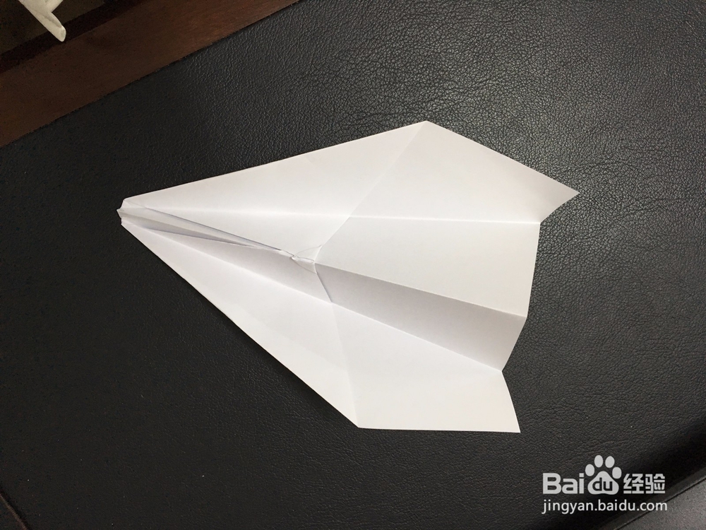 如何教孩子折好纸飞机
