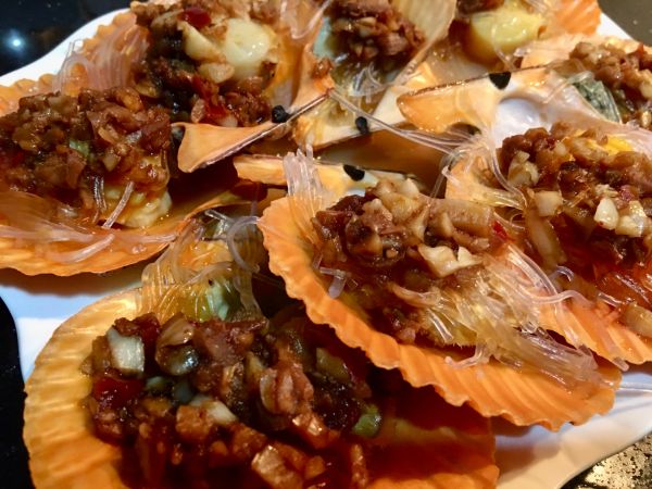 蒜蓉粉丝蒸扇贝