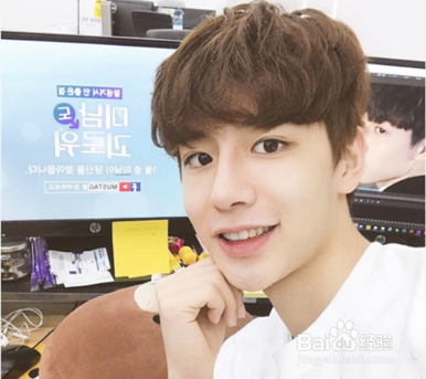 女孩学美容美发工作好不好找?