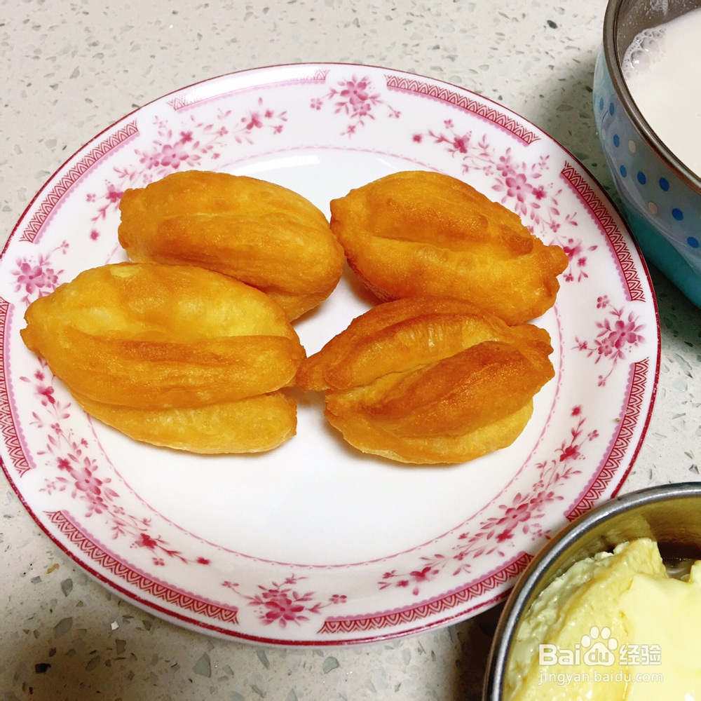 酥到掉渣的奶香油条