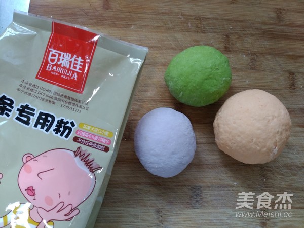 彩色蝴蝶面的做法