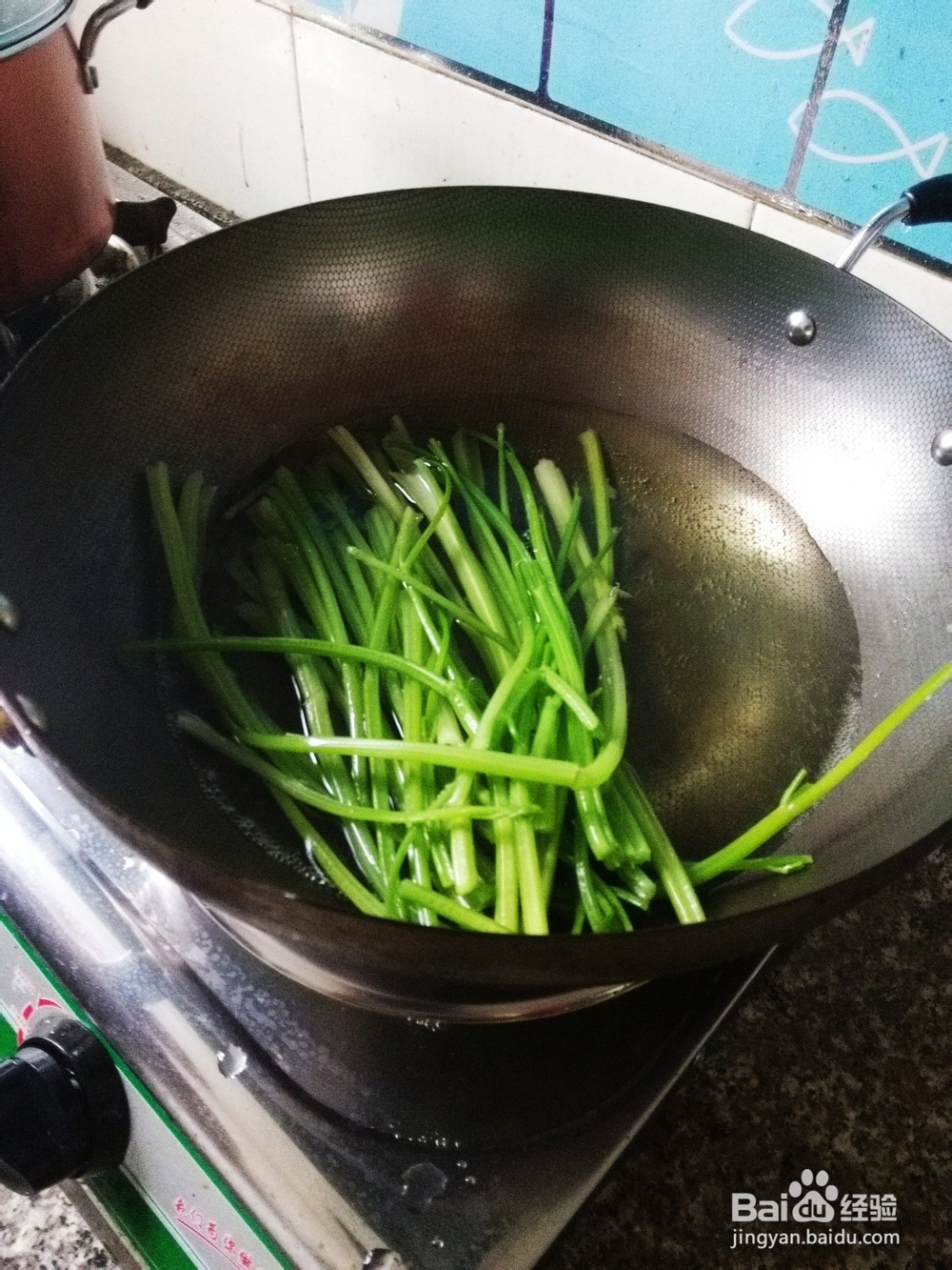 孕妇食谱-怀孕吃啥5海米蘑菇拌芹菜