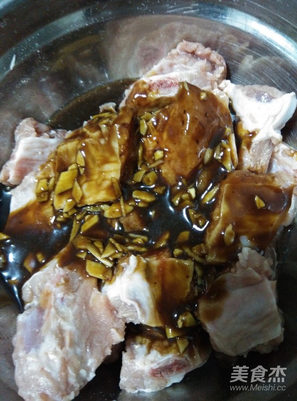 烤排骨的家常做法