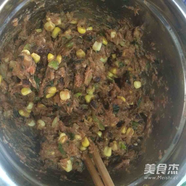 鸡肉香菇饺子
