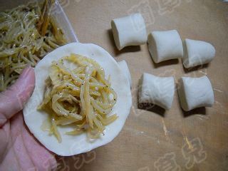 泡菜苕粉肉丝馅饼