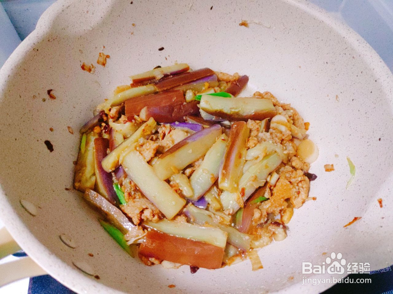 青椒肉沫茄子的做法