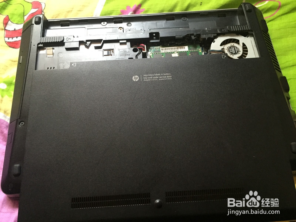 惠普HP ProBook 4431S拆机清理风扇方法