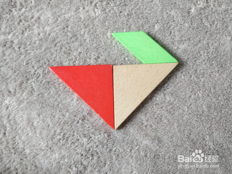 红姑娘果用七巧板怎么拼？