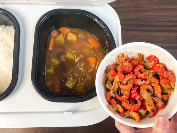 咖喱小龙虾拌饭