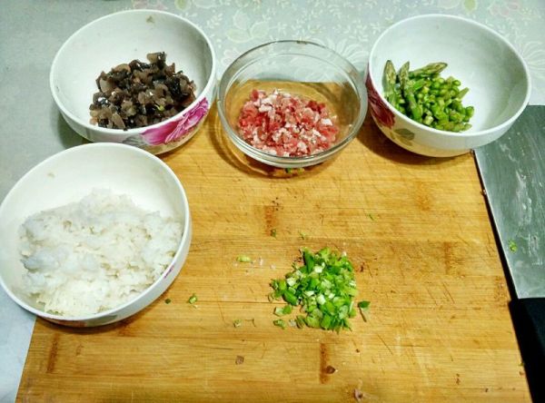 芦笋瘦肉乌参粥