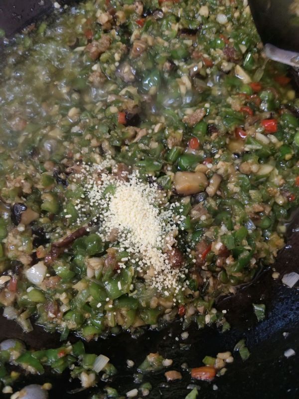 蒜蓉肉沫香菇辣椒酱