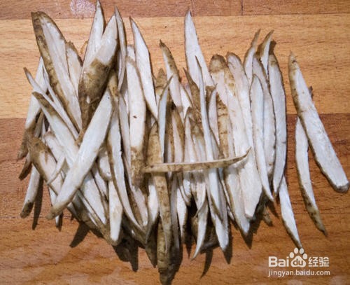 电饭锅做鲔鱼牛蒡炊饭