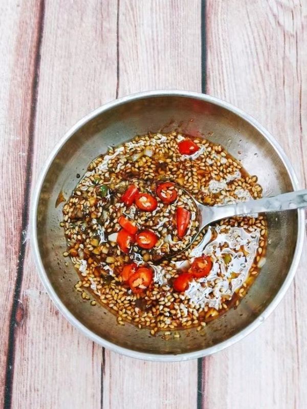 金针菇凉拌黄瓜