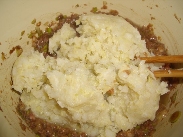 猪肉白菜包的制作窍门