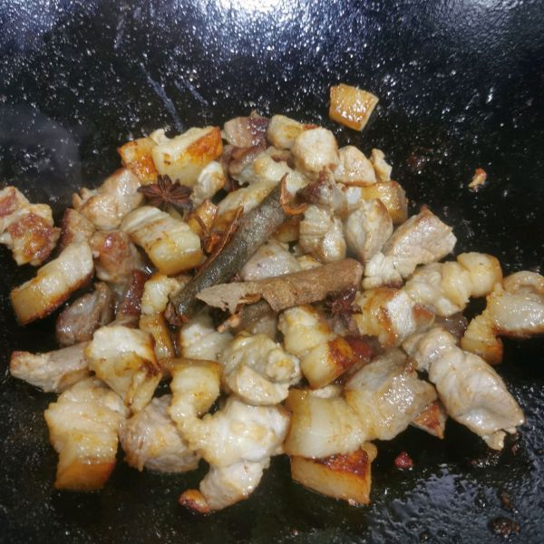 家常干豆角烧肉