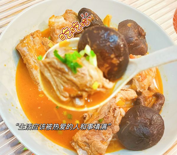 番茄香菇排骨汤