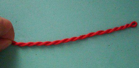 红绳手链的简单编法