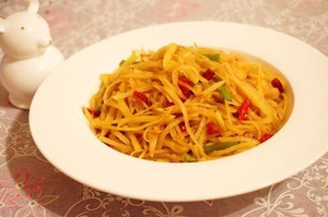 简单酸辣土豆丝做法