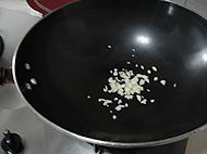 虾米炒鸡腿菇做法