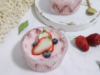 酸甜草莓椰奶布丁怎么做