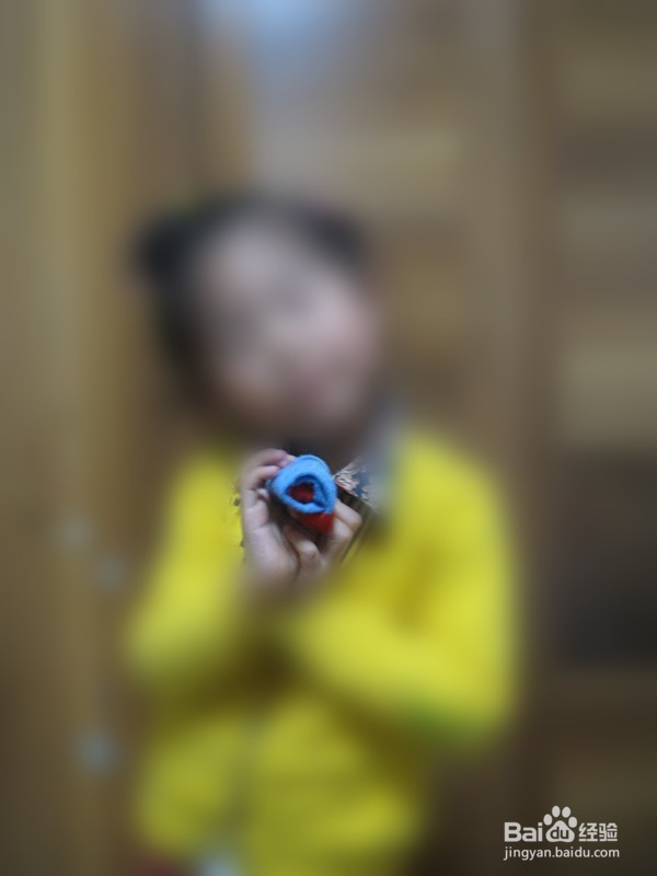 幼儿怎样教我趣味叠袜子