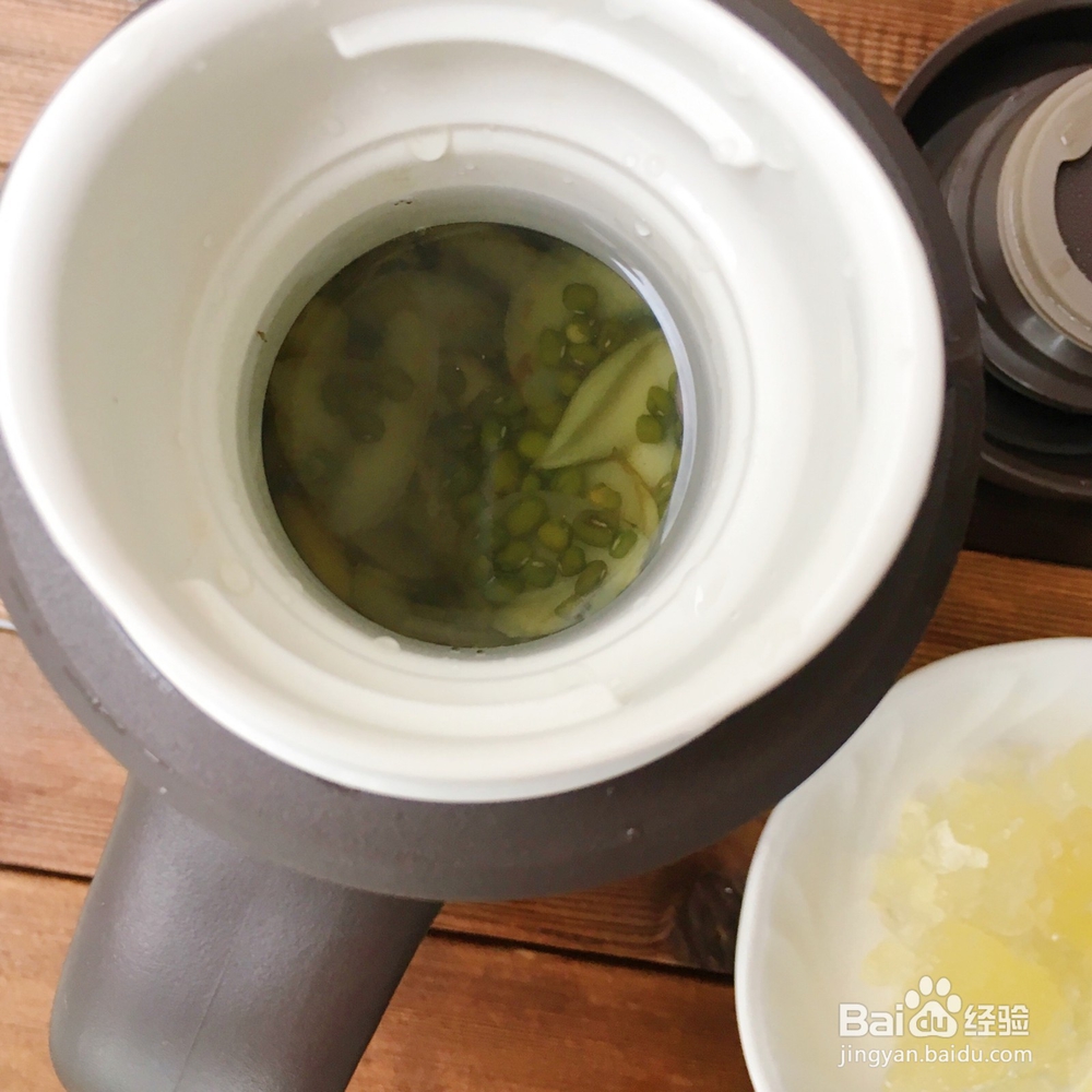 冰糖绿豆百合汤的做法