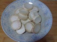 杏鲍菇豌豆烧鸡蛋