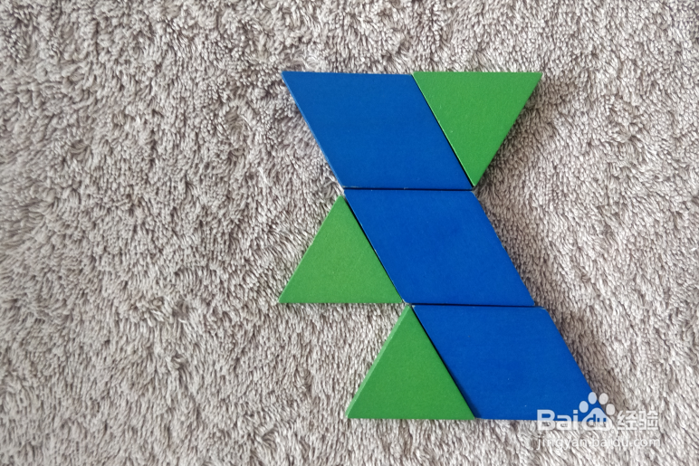 用蒙氏积木怎样拼一个小女孩?